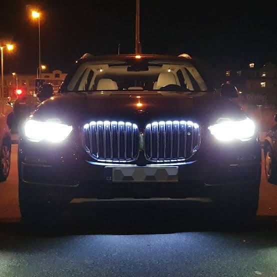 BMW X5 G05 2023+ XM Style LED light Up Grill