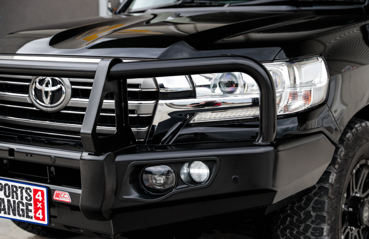 Toyota LandCruiser 200 Series 2016+ Front Bumper Replacement
