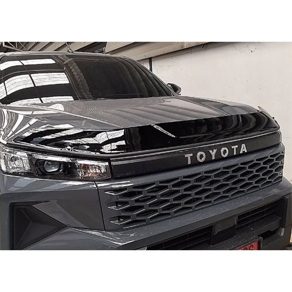 Hilux Travo 2026-Present Bonnet Guard Gloss Black