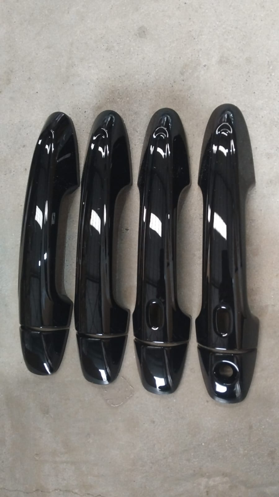 Toyota Hilux GD6 Travo 2026 Door Handle Cover Thumb sensor Gloss Black