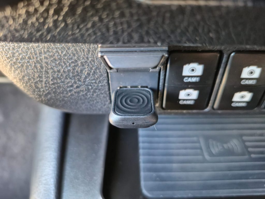 AutoCast Mini Apple and CarPlay Unit