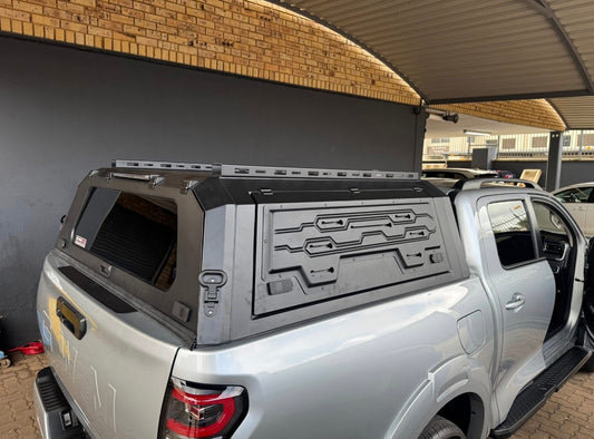 GWM P-Series D/C Steel Canopy With Solid Side Doors