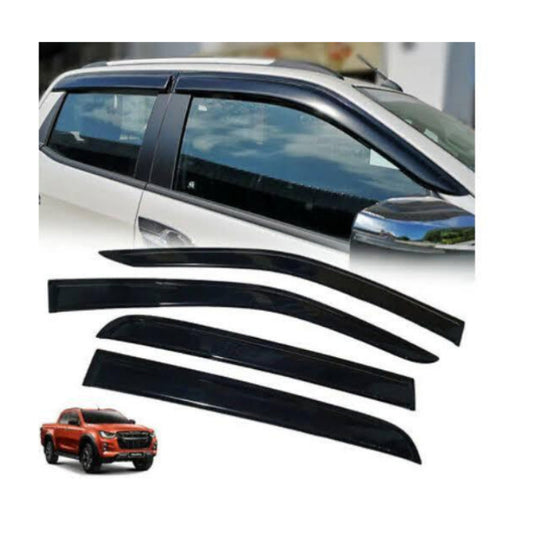 Isuzu D-Max Windshields Matt Black
