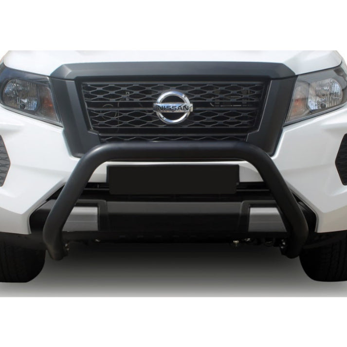 Nissan Navara 2021+ Black Nudge Bar Fleet