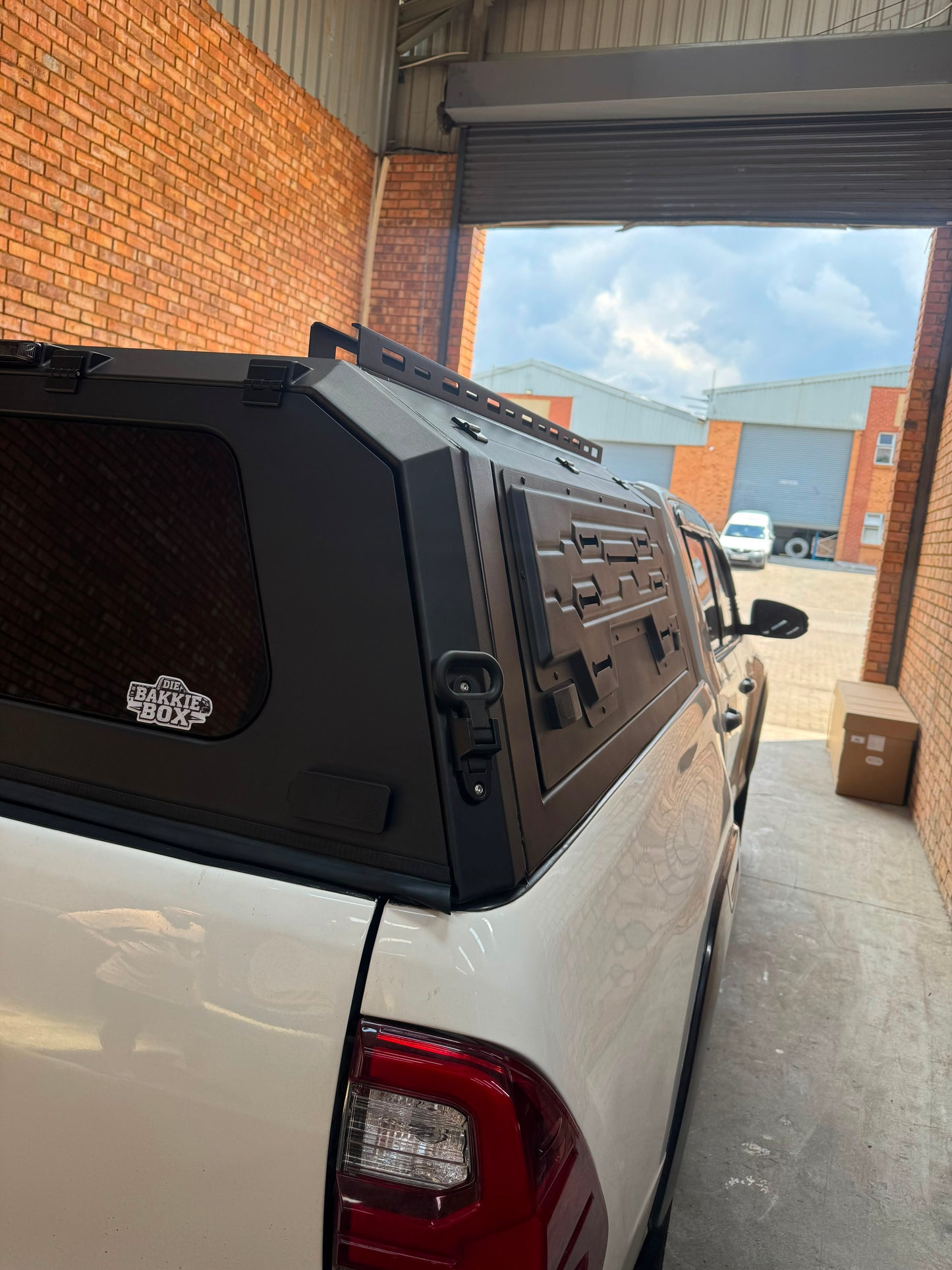 Toyota Hilux D/C 2016+ Steel Canopy With Solid Side Doors