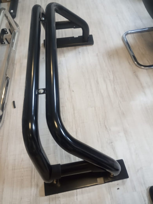 Universal Uplifted Black Roll Bar