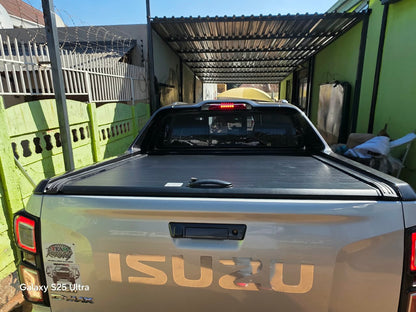 Isuzu D-Max 2022+ Roller Shutter Lid Double Cab