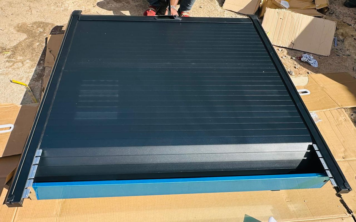 Isuzu D-Max 2022+ Roller Shutter Lid Double Cab