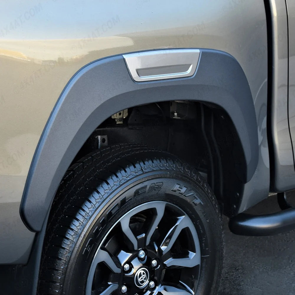 Toyota Hilux 2016+ Wheel Arches Grey Insert Set
