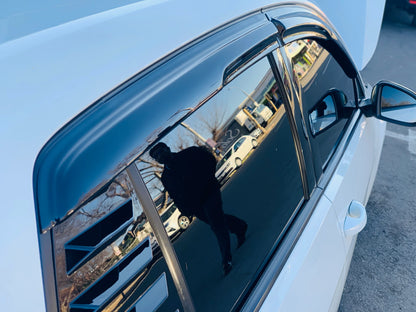 Nissan Navara 2022+ Gloss Black Windshields Set