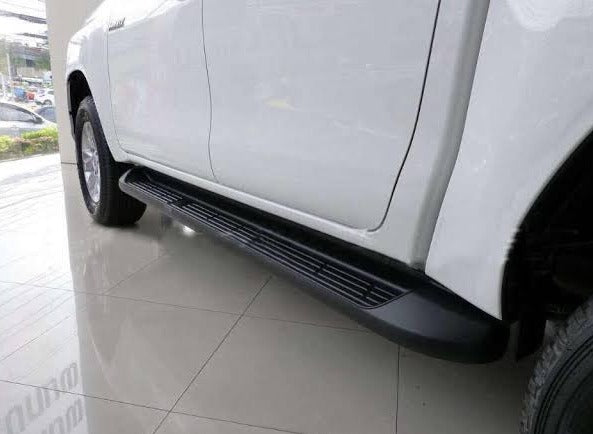 Toyota Hilux 2022+ Side Steps